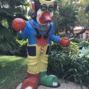 weird clown picture